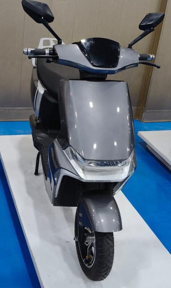 7e210635-1efc-4171-9886-f5591c9f59d2